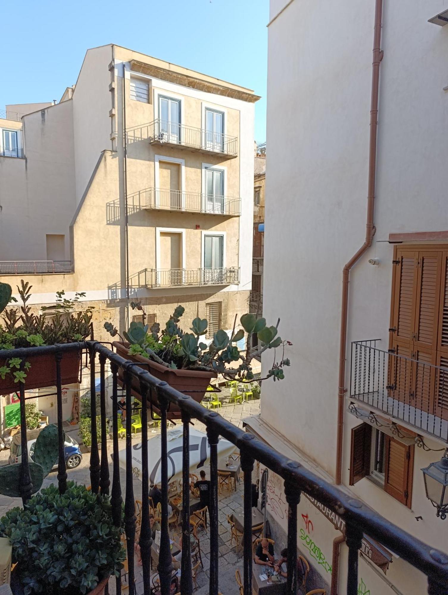 Apartamento La Dimora Del Marchese Notarbartolo Palermo Exterior foto
